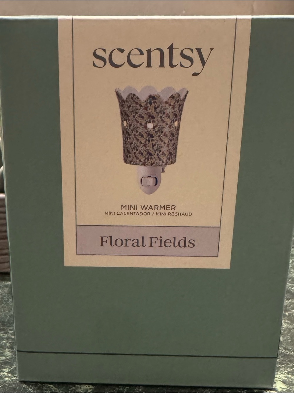 Scentsy Floral Fields Mini Warmer in Sage Green